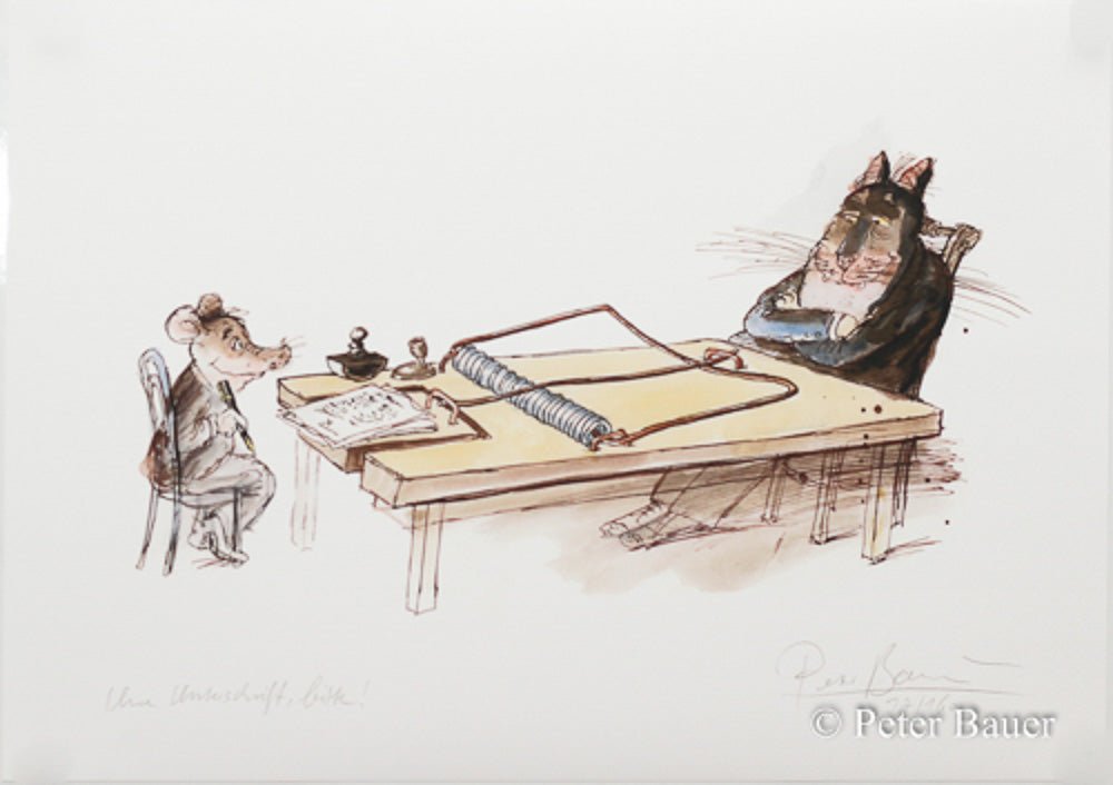 Der Fine-Art-Print von Peter Bauer: Ihre Unterschrift bitte zeigt eine Büroszene mit einer Maus und einer Katze, die sich gegenüber sitzen an einem Tisch, der eigentlich eine riesengroße Mausefalle ist.