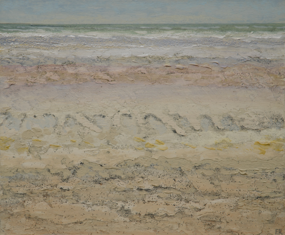 Gemälde von Folkert Rasch -Kleine Untiefe- weiter Sandstrand bei auflaufender See, im Vordergrund feiner, strukturreicher Sand in Beige und Creme mit kleinen dunklen Einschlüssen, darüber eine auslaufende Welle in Rosa und Hellgrau.