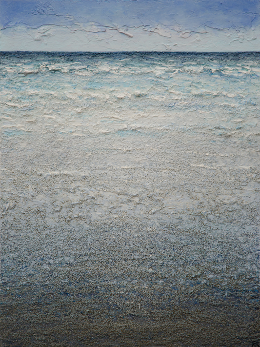 Gemälde von Folkert Rasch -Untiefen III- fast monochromes Hochformat in Blau, Weiß und Grau, im oberen Drittel ein bewölkter Himmel in hellem Blau, darunter die aufgewühlte Brandung in Weiß und Türkis.