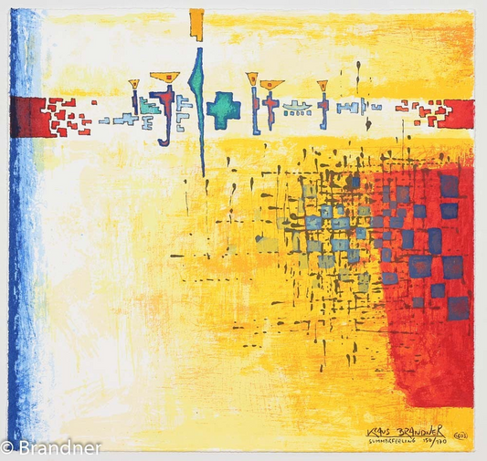 Serigrafie von Klaus Brandner - Warmes Gelb und Orange füllen die Bildfläche, ein blauer Streifen links, ein rotes Schachbrettfeld rechts, dazwischen eine Reihe abstrakter Zeichen und Figuren.